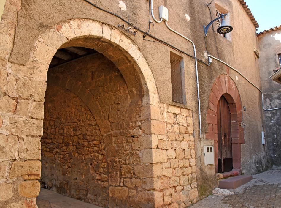 Passejada pel nucli històric del Papiol