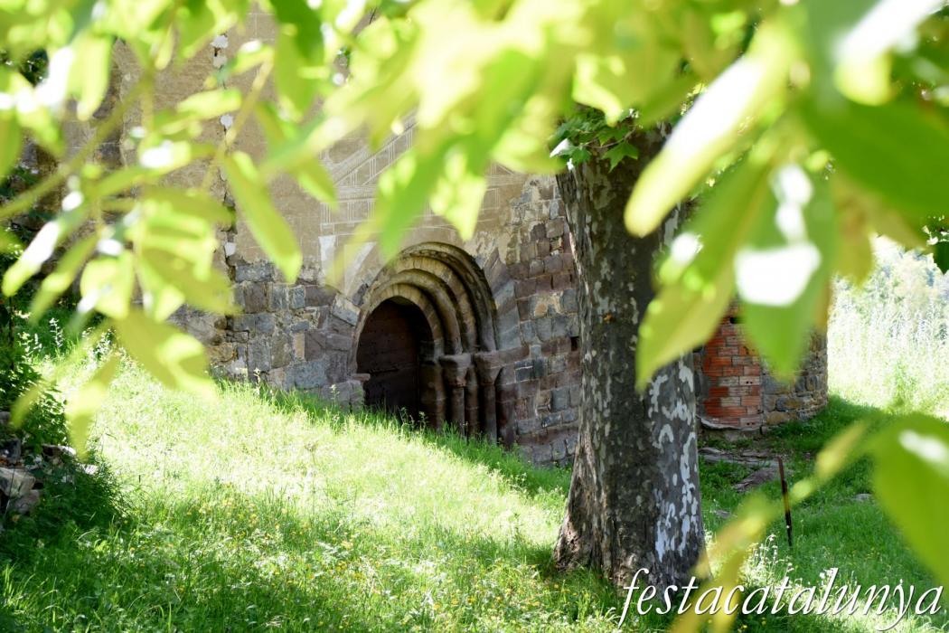 Vallfogona de Ripollès - Església de Sant Julià