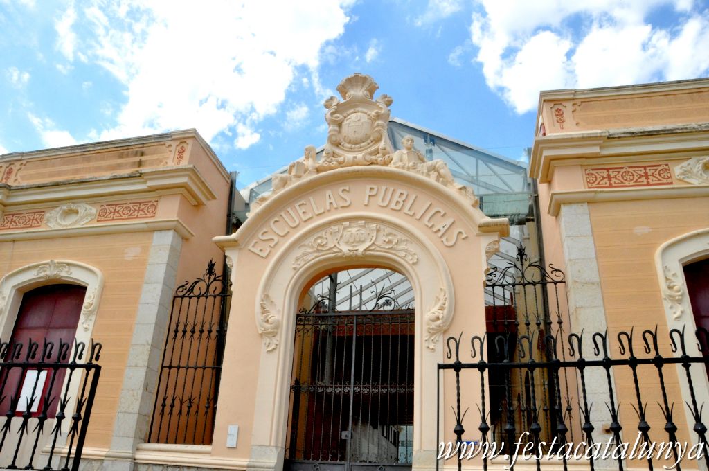 Amposta - Museu Comarcal del Montsià a les antigues escoles Miquel Granell
