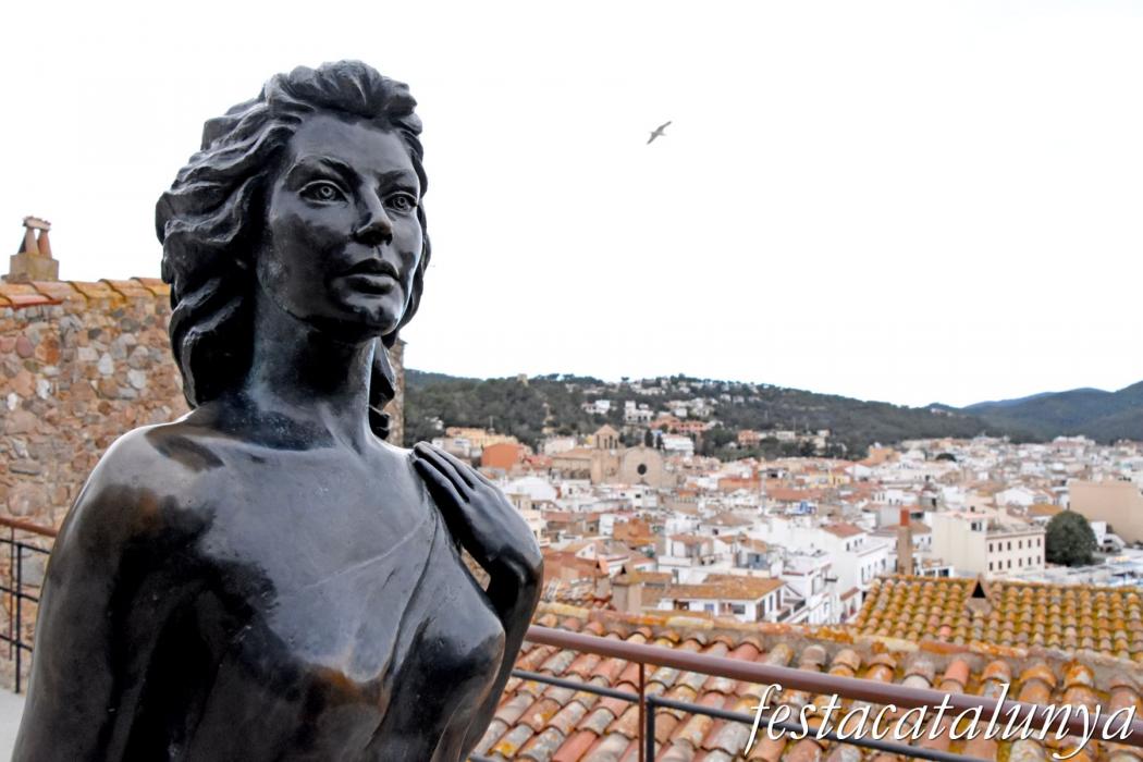 Monument a Ava Gardner***