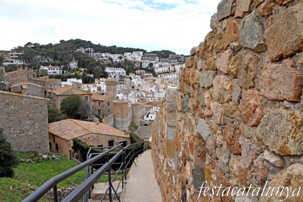 Muralles de Tossa de Mar***