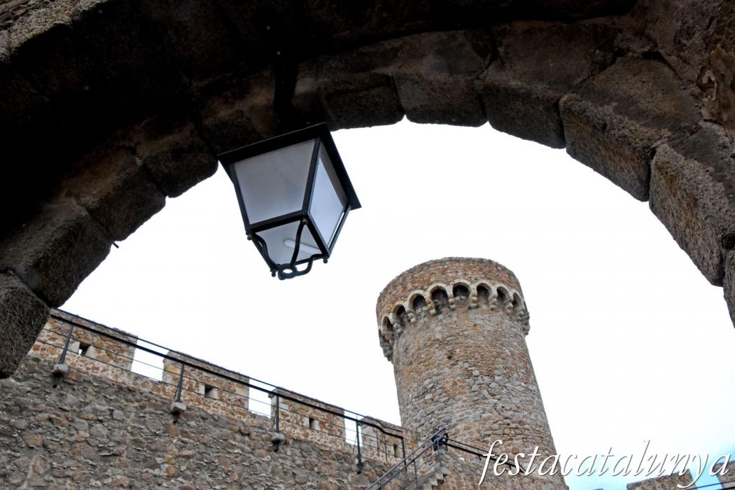 Torre de les Hores o del Rellotge***