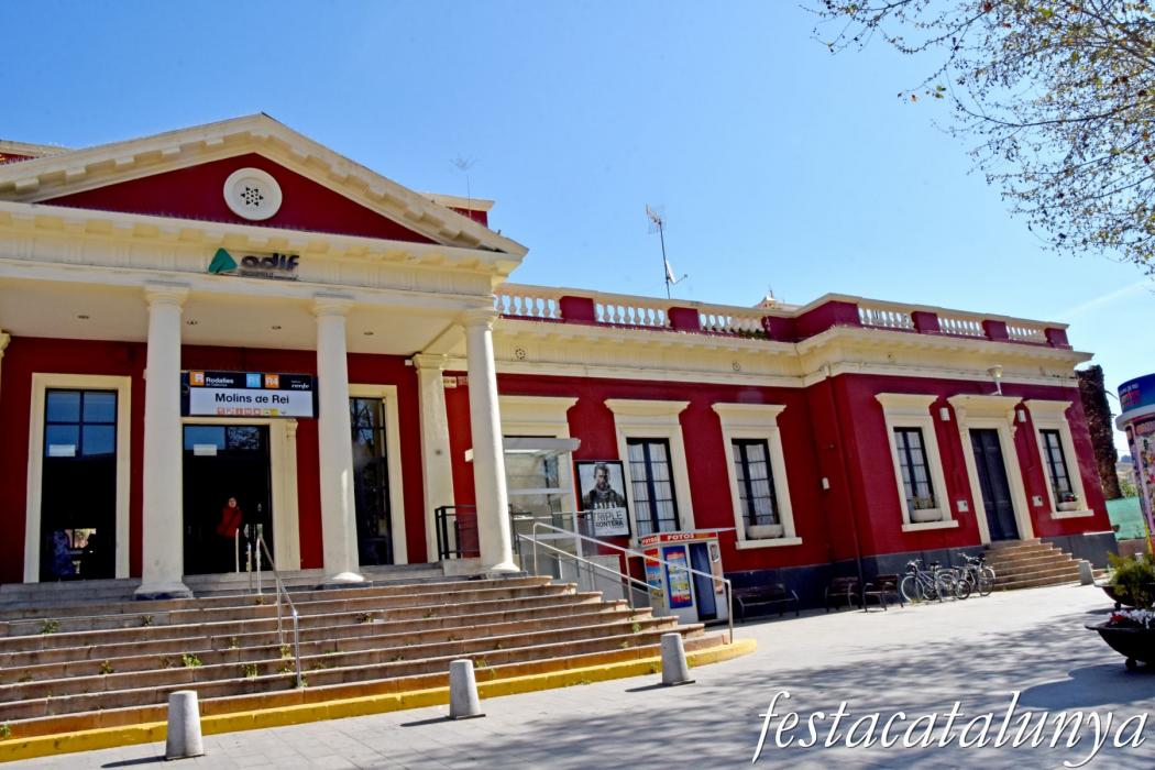 Estació de Molins de Rei i entorn