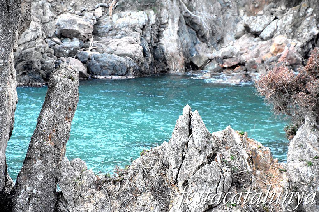 Platja del Golfet a cap Roig de Palafrugell ***