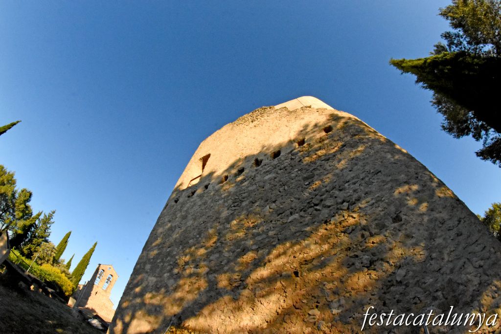 Santa Margarida de Montbui - Castell de Montbui