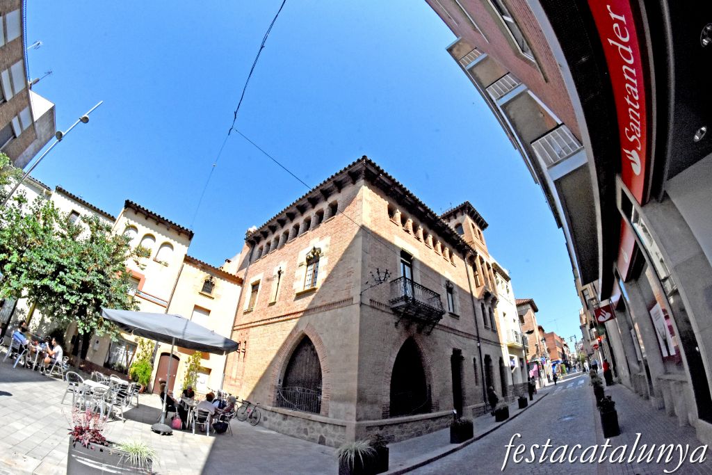 Carrer dels Banys de la Garriga ***