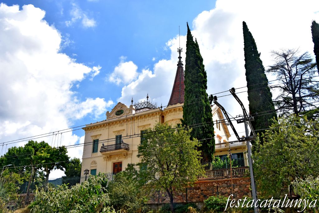 Casa Josep Suñol o Torre Anita a la Garriga ***