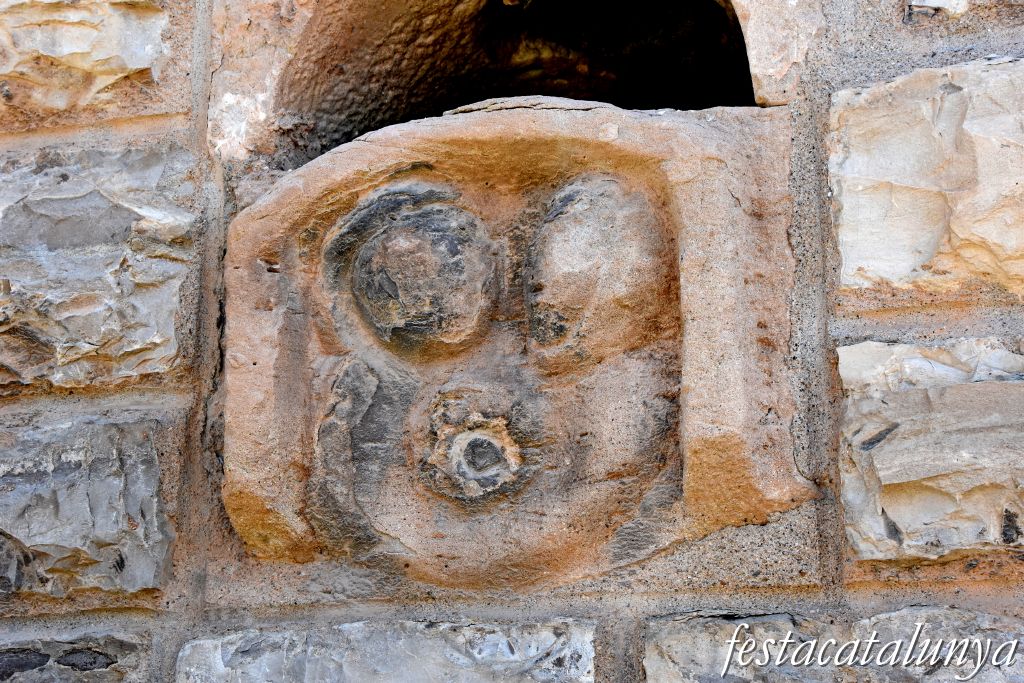 Veciana - Església romànica de Santa Maria del Camí- Can Llobet