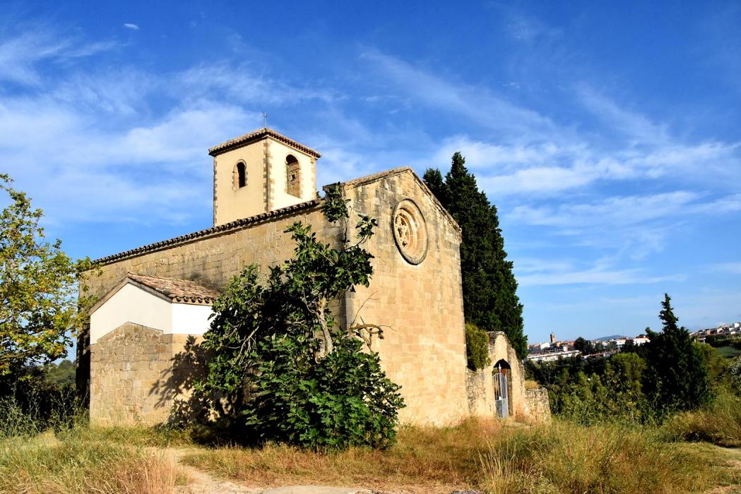 Església romànica de Sant Pere i la Santa Creu de Masquefa ***