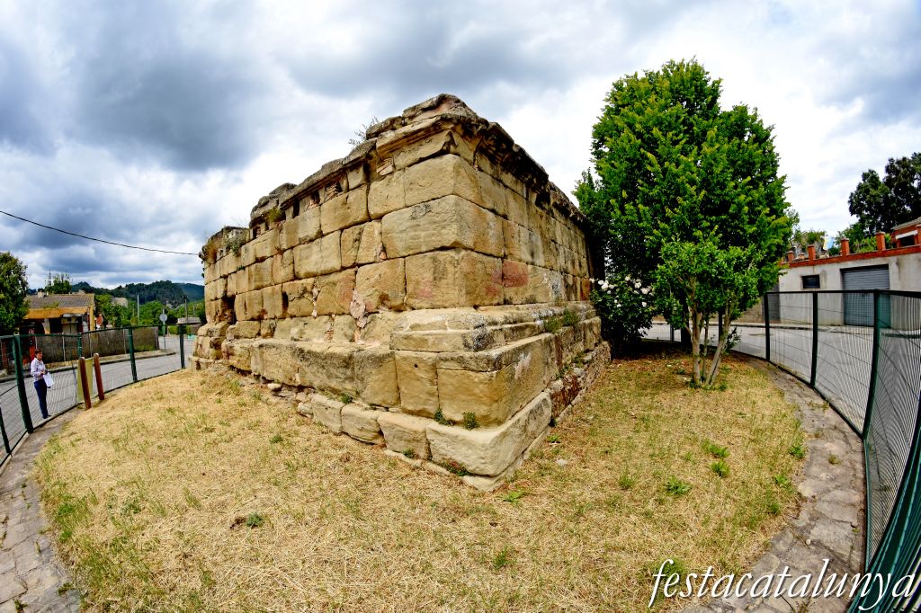 Torre del Breny a Castellgalí ***