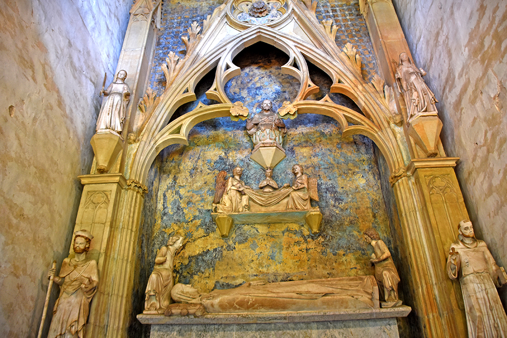 Sepulcre de la reina Elisenda de Montcada al monestir de Pedralbes ***