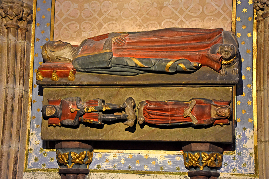 Sepulcre dels Illa Claret al monestir de Pedralbes ***