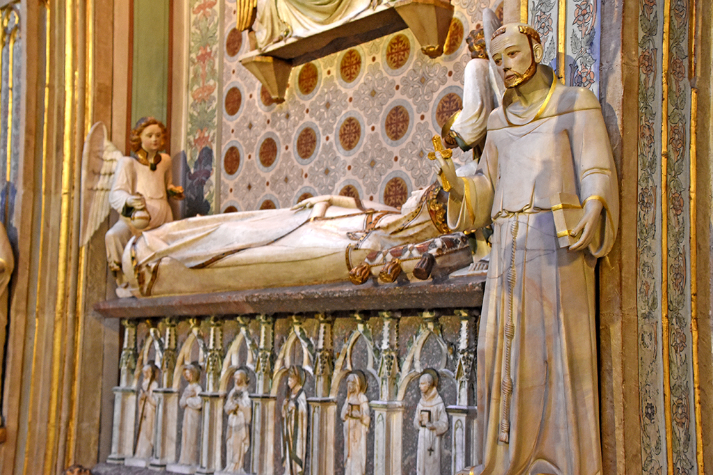 Sepulcre de la reina Elisenda de Montcada al monestir de Pedralbes ***