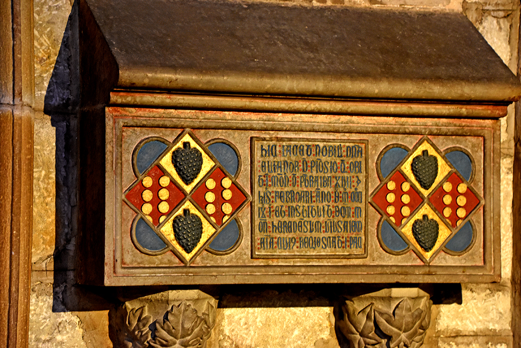 Sepulcres d'Elionor de Pinós i Constança de Cardona al monestir de Pedralbes ***