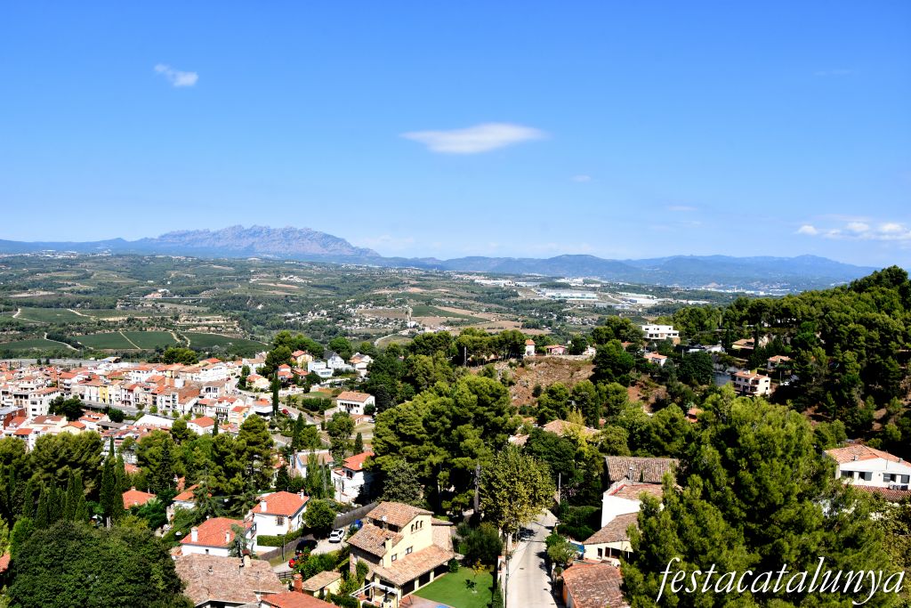 Gelida - Església de Sant Pere del castell de Gelida