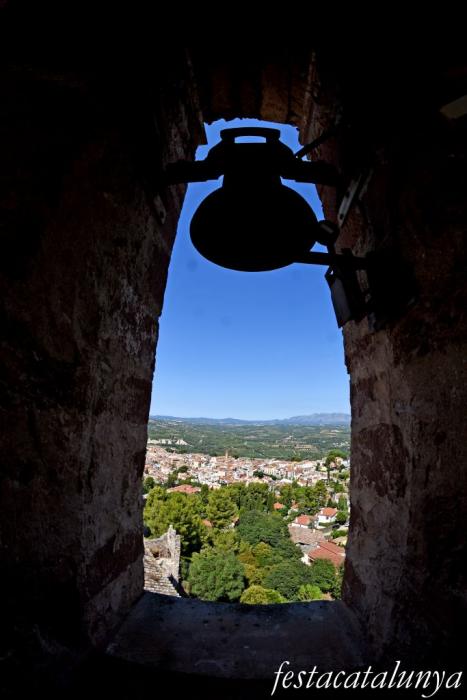 Gelida - Església de Sant Pere del castell de Gelida