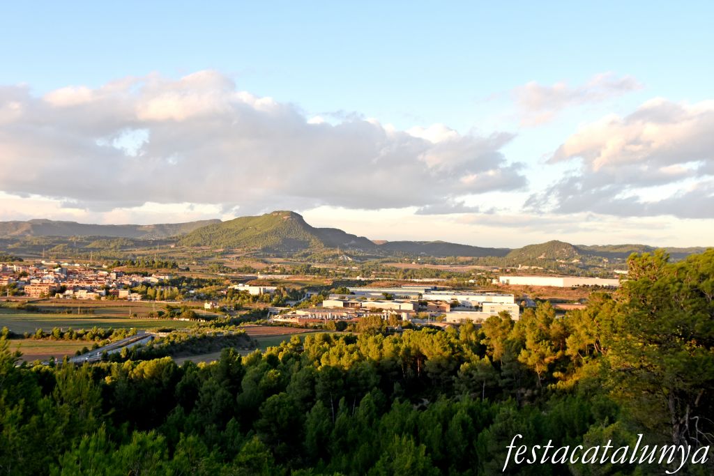 Vistes panoràmiques des del camí del Turó de la Guàrdia de Vilanova del Camí