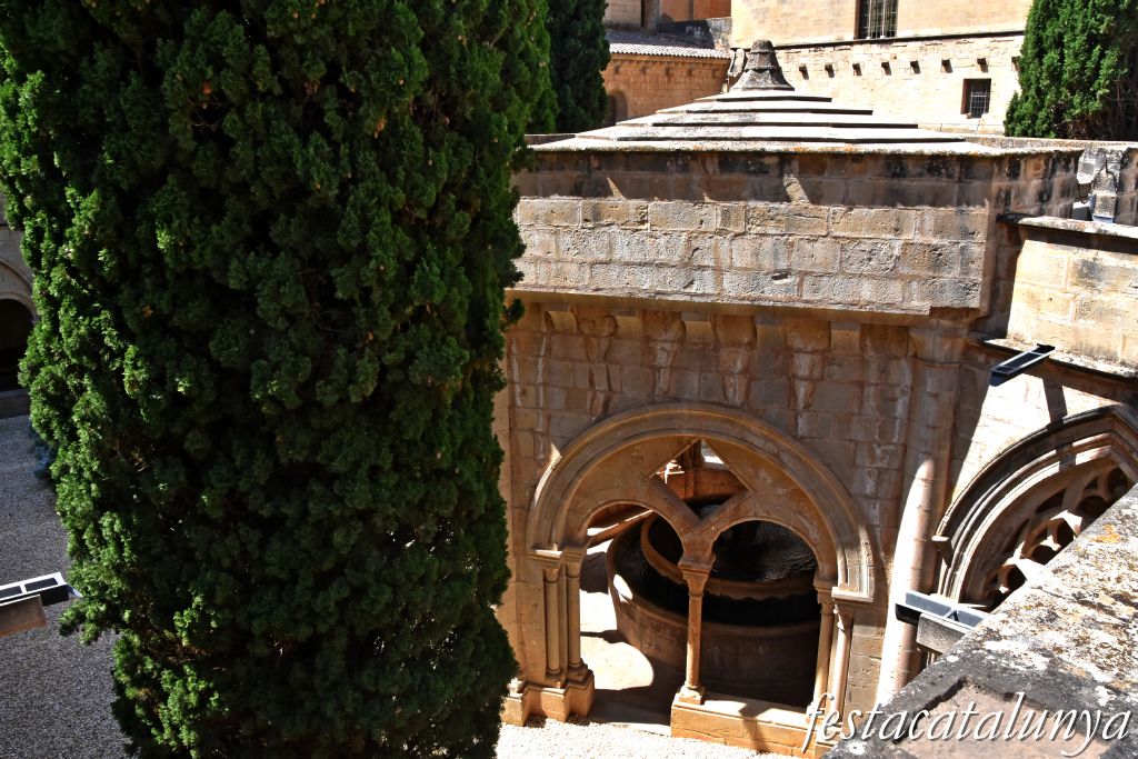 Vimbodí i Poblet - Templet del lavatori del claustre del monestir de Poblet 