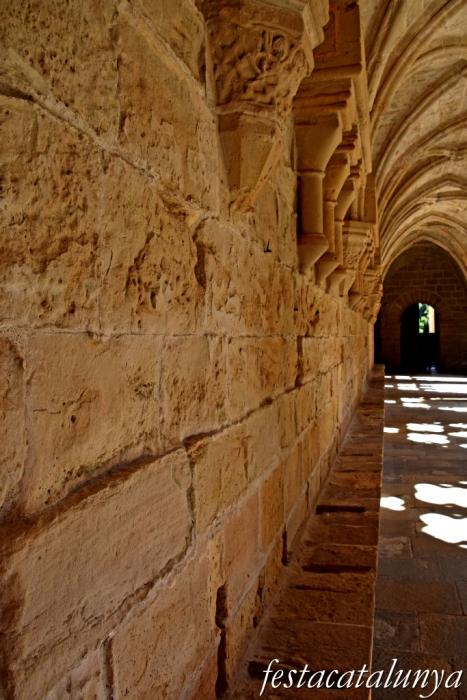 Vimbodí i Poblet - Claustre del monestir de Poblet