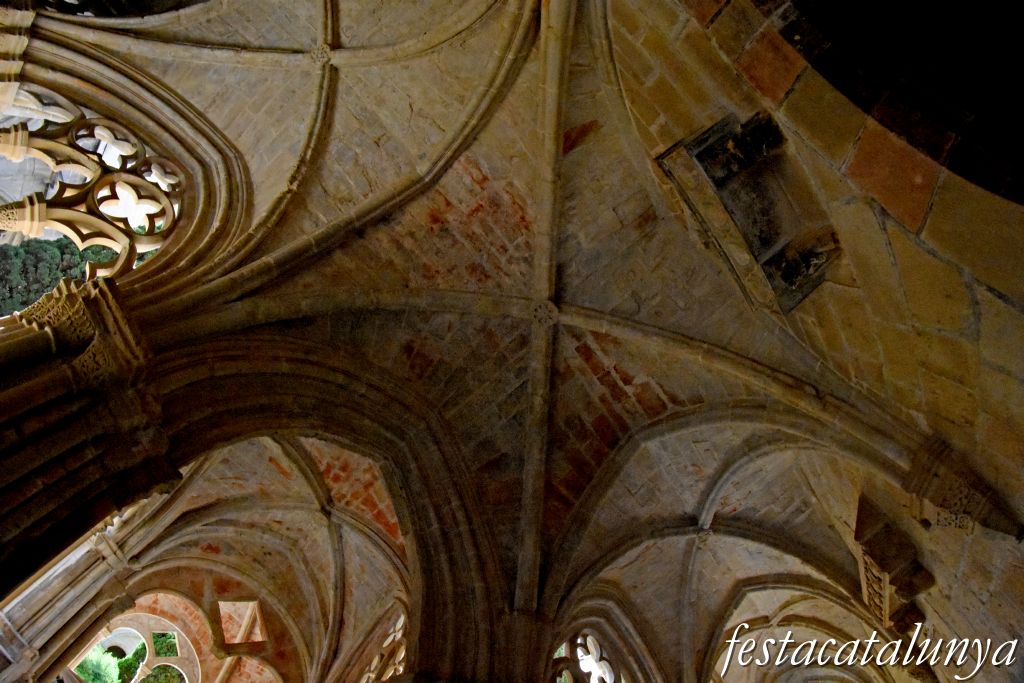 Vimbodí i Poblet - Claustre del monestir de Poblet