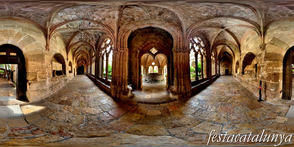 Vimbodí i Poblet - Sepulcres del Claustre del monestir de Poblet