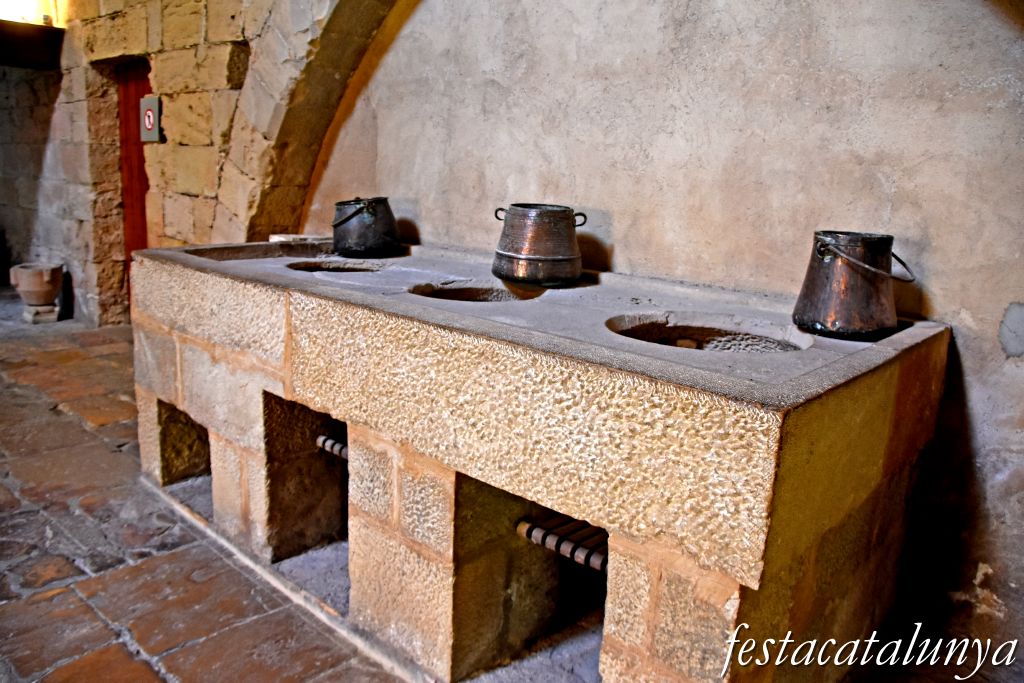 Vimbodí i Poblet - Claustre del monestir de Poblet - Cuina 