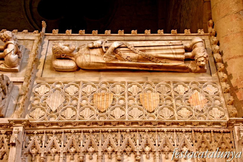 Vimbodí i Poblet - Panteó reial i tombes reials al costat de l'Evangeli de l'església del monestir de Poblet - Jaume I el Conqueridor