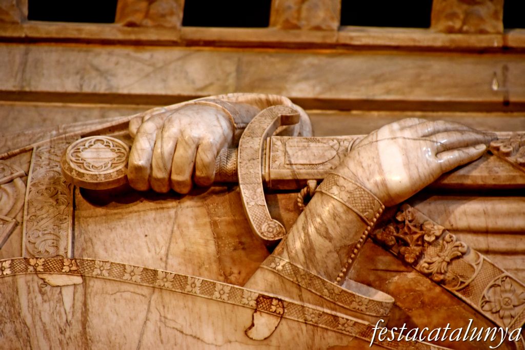 Vimbodí i Poblet - Panteó reial i tombes reials al costat de l'Evangeli de l'església del monestir de Poblet - Jaume I el Conqueridor