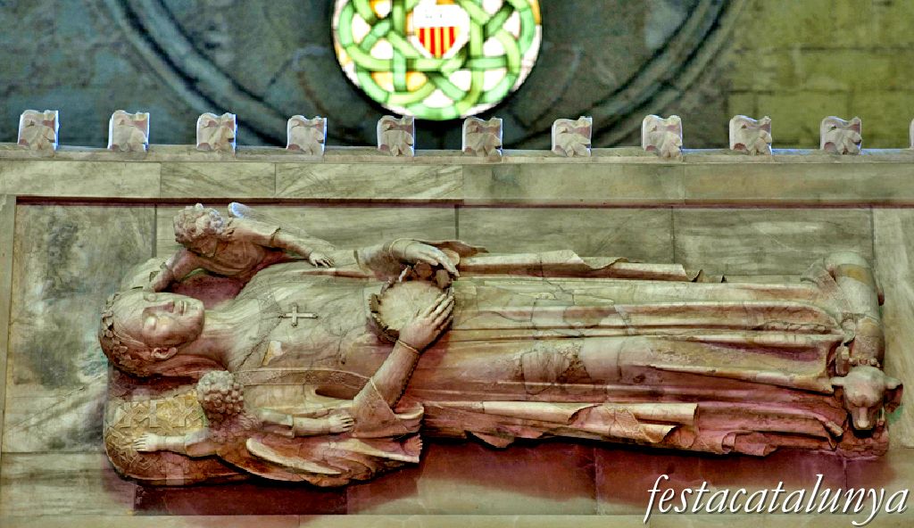 Vimbodí i Poblet - Panteó reial i tombes reials al costat de l'Epístola de l'església del monestir de Poblet - Martha d'Armagnac