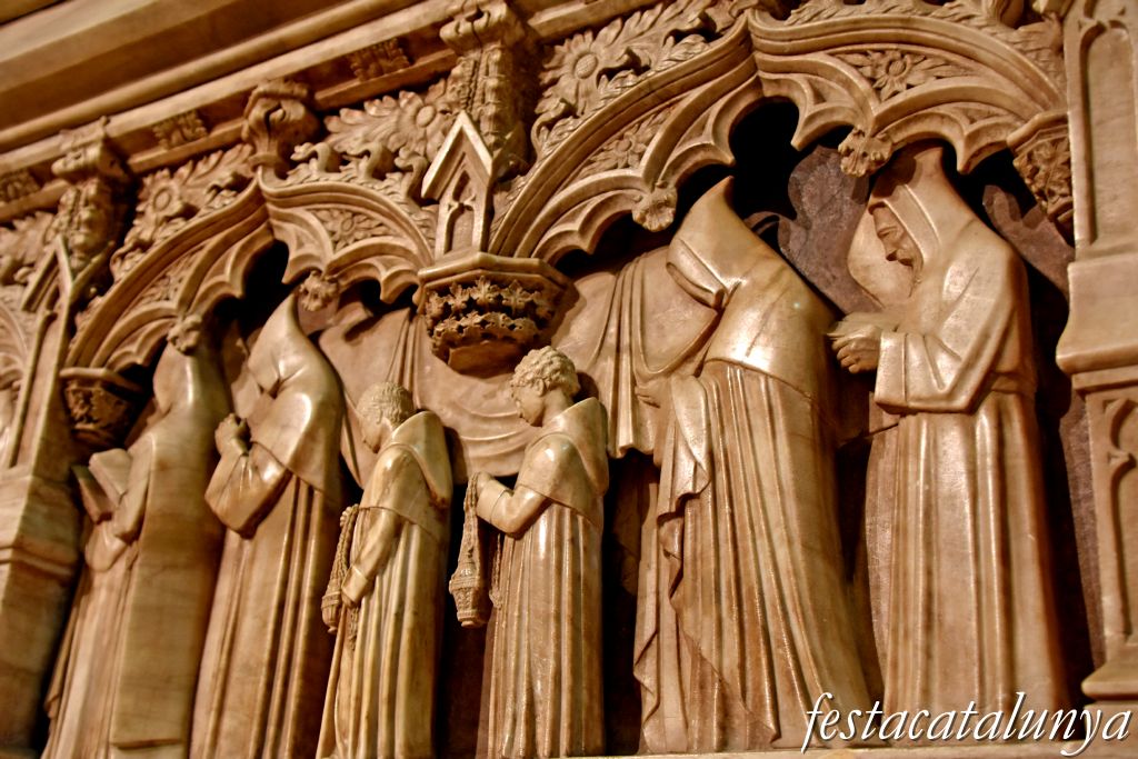 Vimbodí i Poblet - Panteó reial i tombes reials al costat de l'Epístola de l'església del monestir de Poblet - Martí l'Humà 