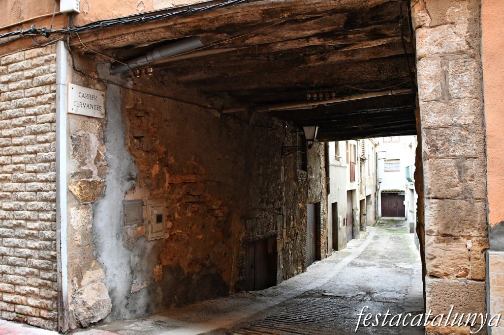 Vimbodí i Poblet - Nucli Històric - Volta carrer Cervantes 