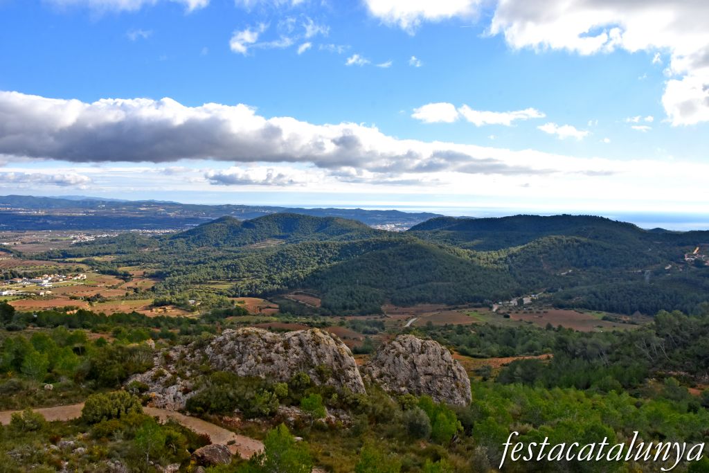 Albinyana - Castell de l'Esquernosa o de l'Esquena Rosa