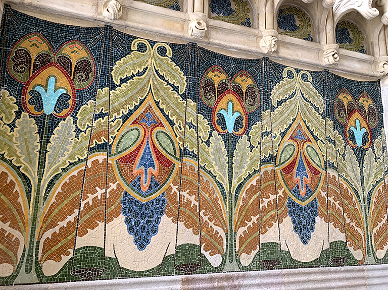 Sala d'Actes de l'edifici de l'Administració ***