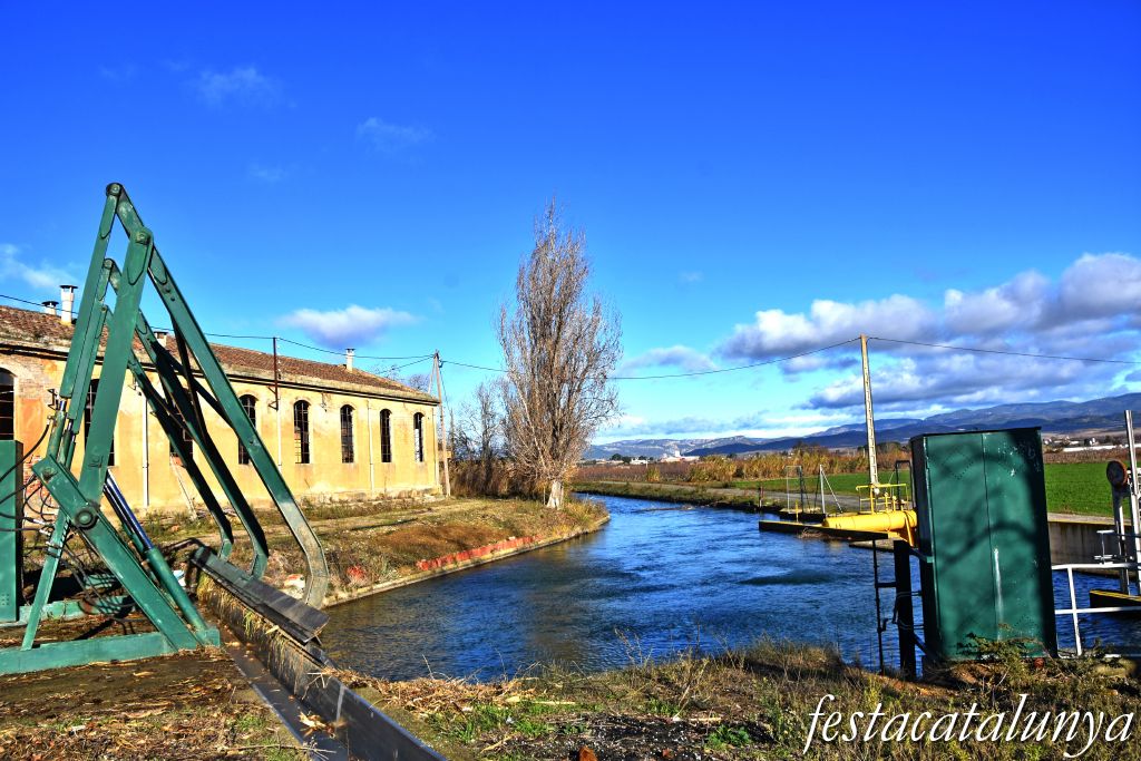Colònia tèxtil i antiga fàbrica de filatures de la Mata de Pinyana a Alguaire