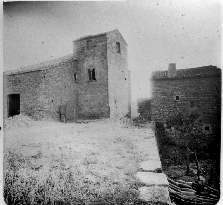 Sant Guim de Freixenet - Castell de la Tallada (Foto: Josep Salvany any 1923.  Biblioteca Catalunya)
