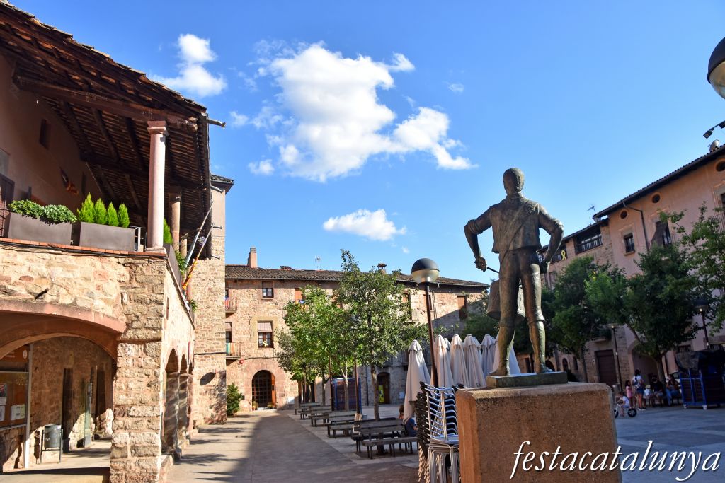 Plaça Gran a Santpedor ***