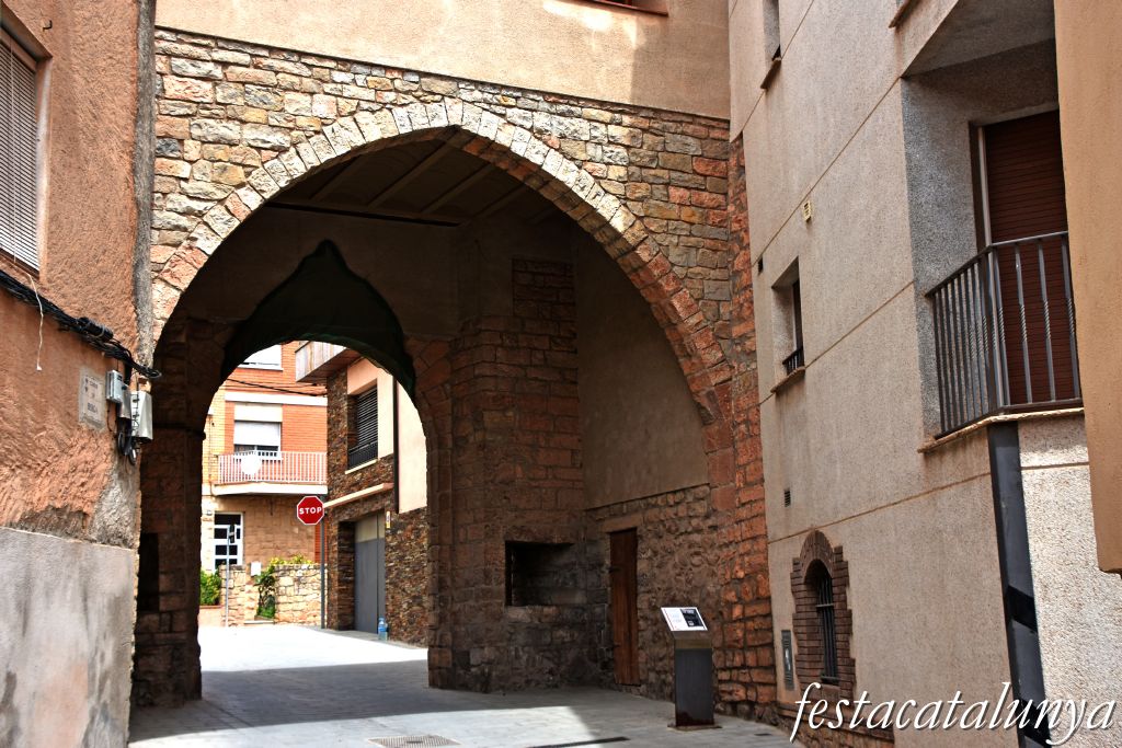 Portal de Berga o de cal Petet de Santpedor