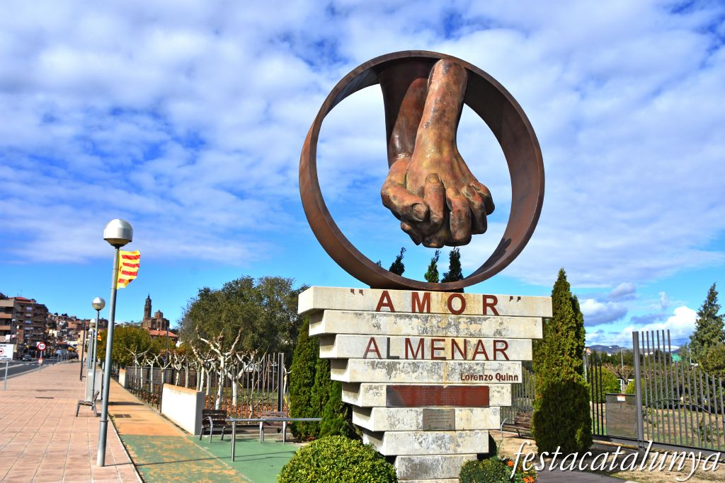 Escultura Amor a Almenar
