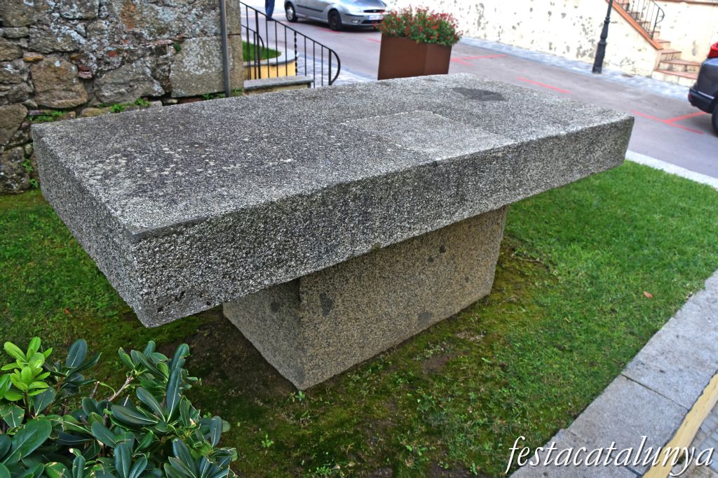 Sant Vicenç de Montalt - Església parroquial - Altar original