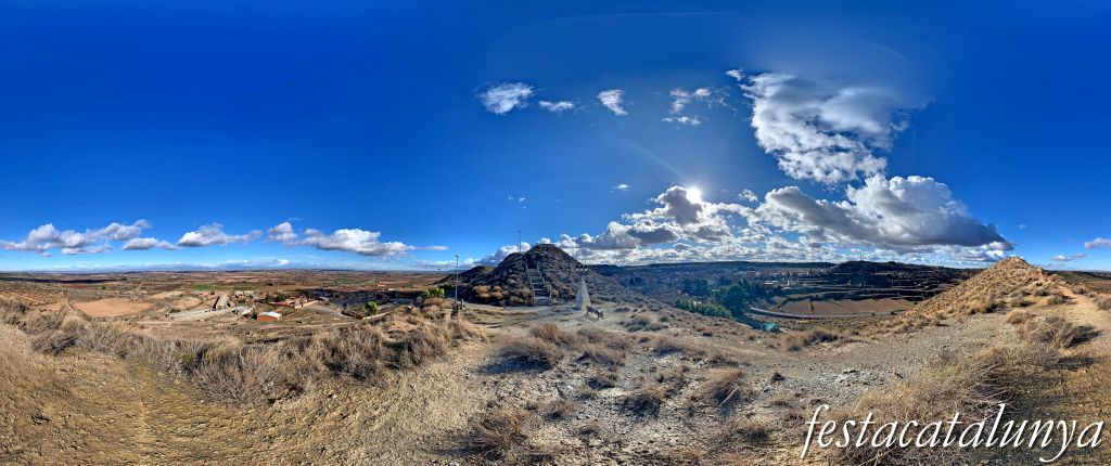 Castelldans - Vistes panoràmques des del monument a la formació del Principat de Catalunya