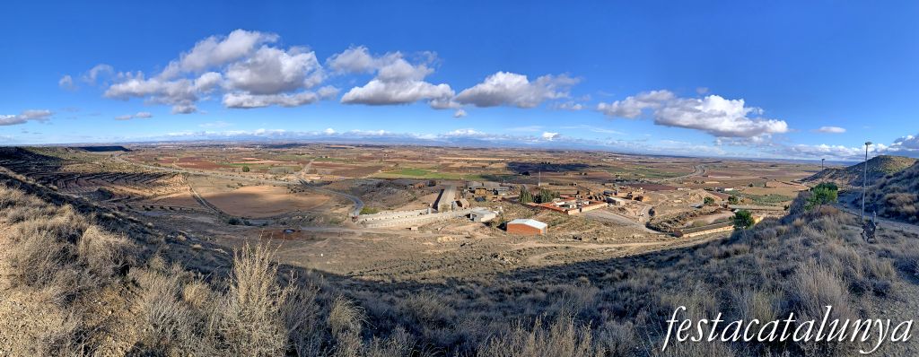 Castelldans - Vistes panoràmques des del monument a la formació del Principat de Catalunya