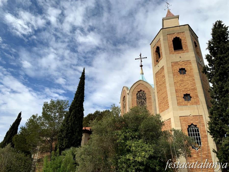 Església de la Mare de Déu de Montserrat a Clariana a Castellet i la Gornal