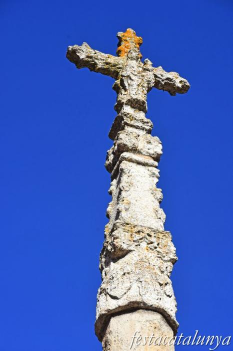 Prades - Creu de terme 