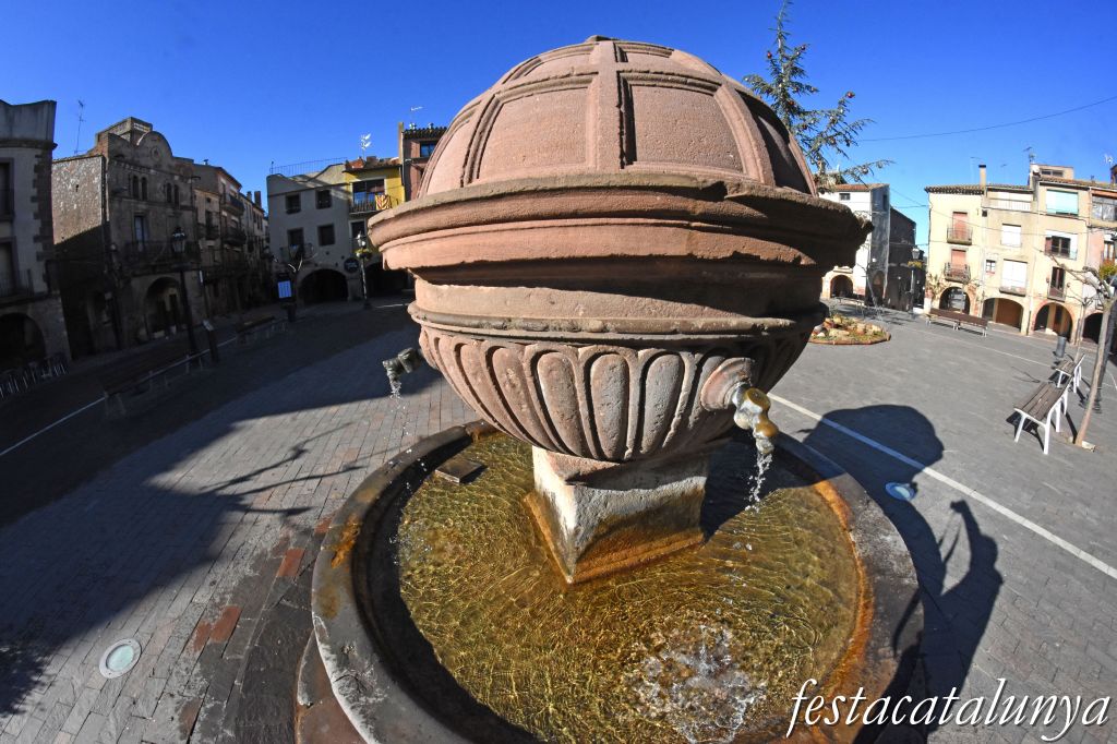 Font Monumental de Prades ***