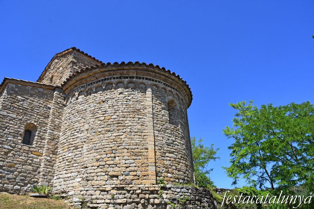 Església de Sant Esteve de Vinyoles a les Masies de Voltregà ***