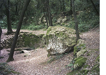 Castellet i la Gornal - La Font d'Horta (Foto: www.castelletilagornal.cat) 