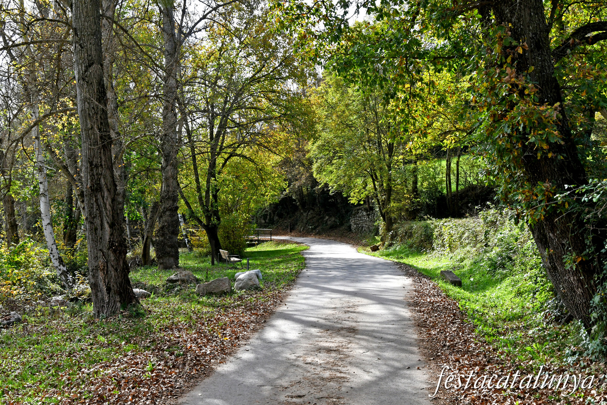 Camí de la Creu i Camí de Sant Jaume Aran Pirineus a Vilaller