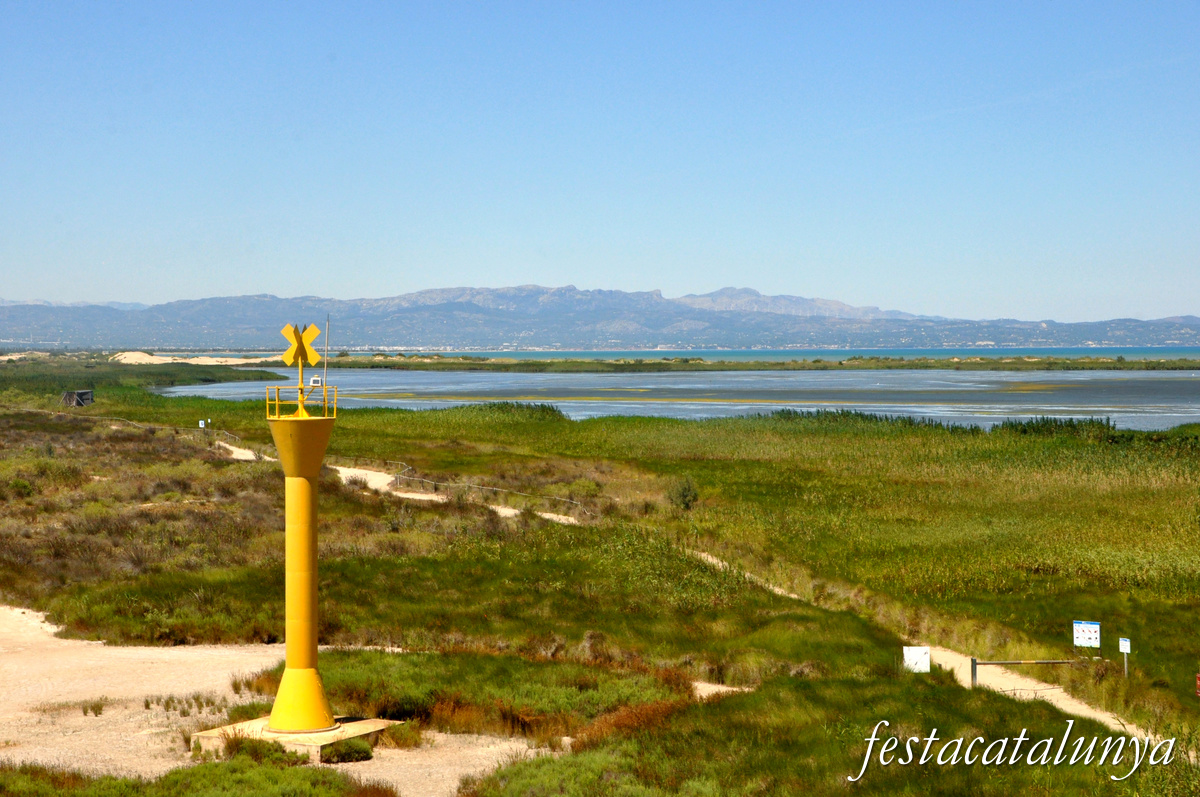 Mirador del Zigurat del riu Ebre a Deltebre ***