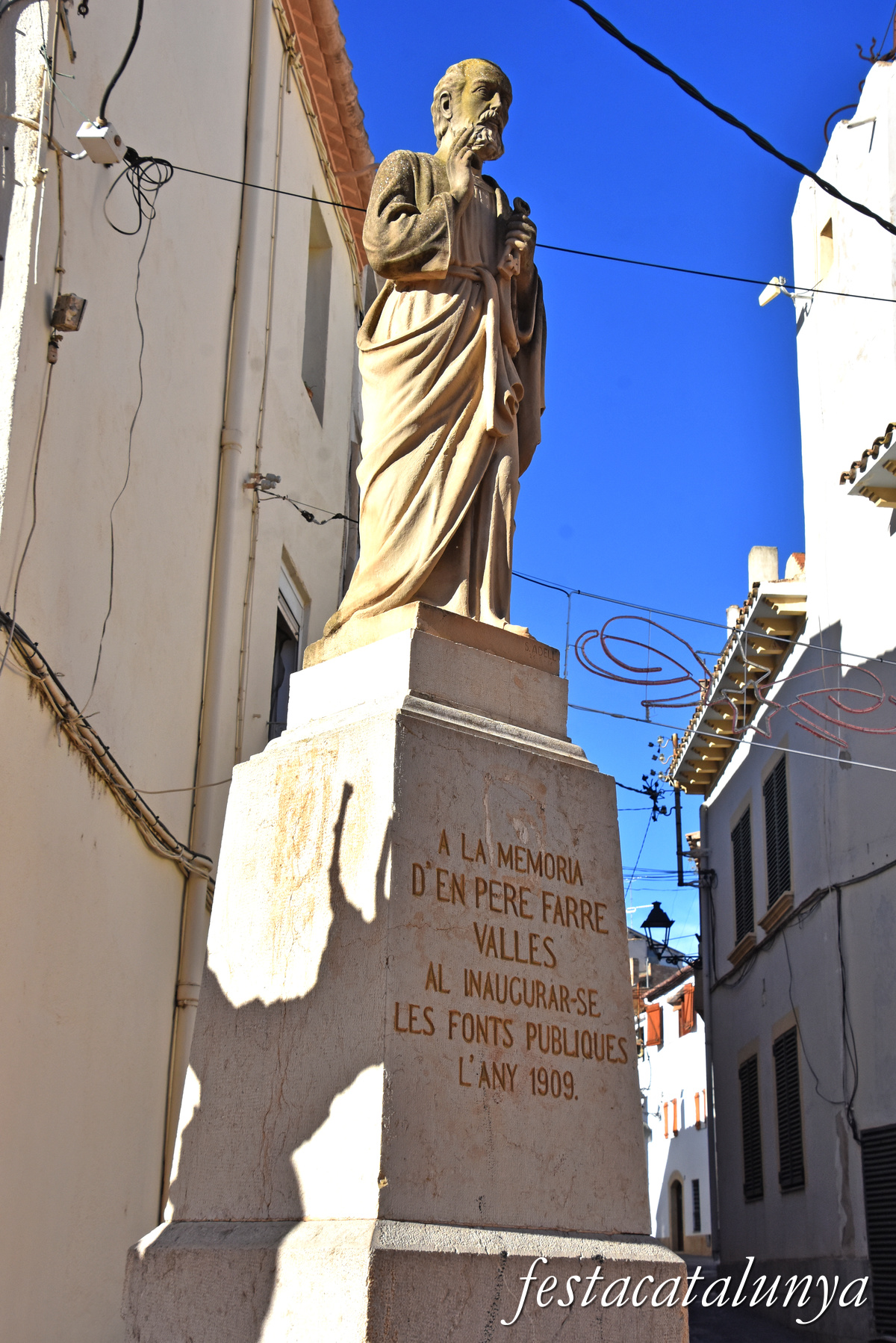 Torrelles de Foix - Font de la Plaça de la Vila 