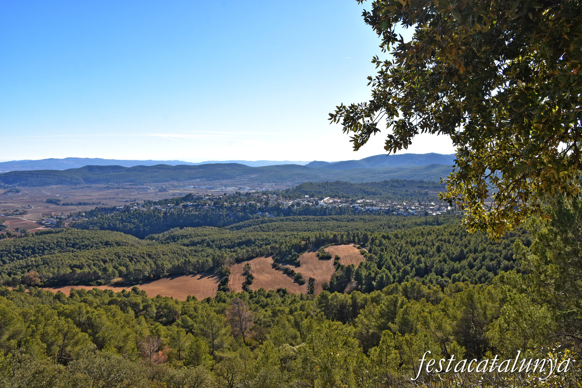 Torrelles de Foix - Vistes panoràmiques des del Santuari de la Mare de Déu de Foix